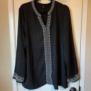 Black Embroidered Women's Top Size XXL